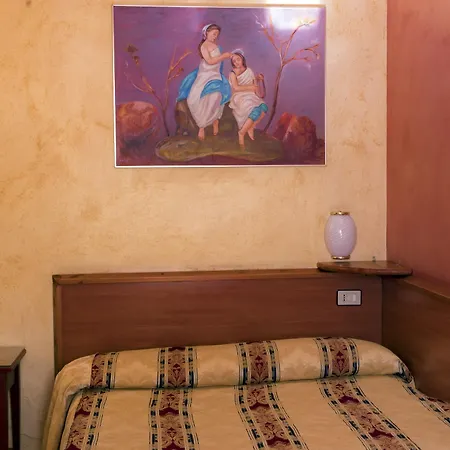 Hotel Joli 3*