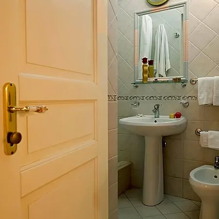 Hotel Joli 3*