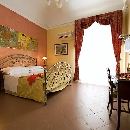 Hotel Joli