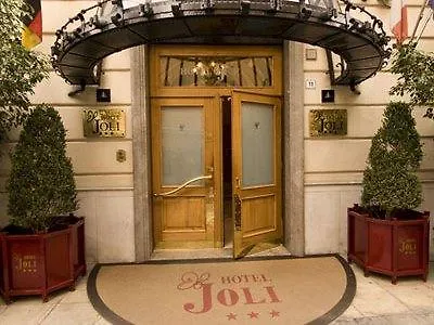 Joli Hotel 3*