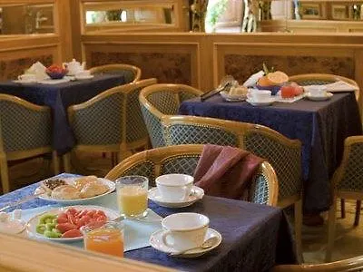 Joli Hotel 3*