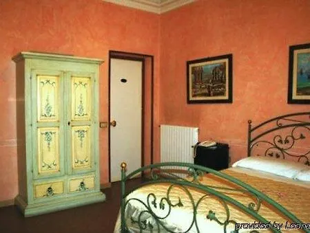 Hotel Joli 3*